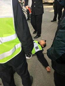 娱乐吃瓜酱便衣交警